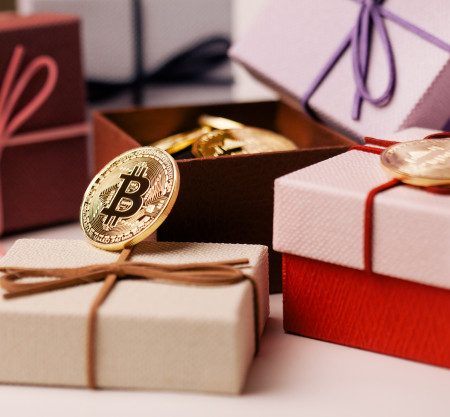 Как подарить биткоин в подарок